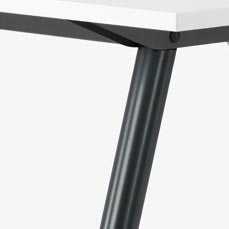 Black/White powder coated underframe<br />
Standard