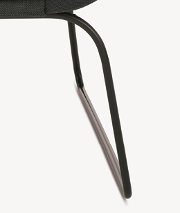 Black / white / chrome<br />
Sled base<br />
