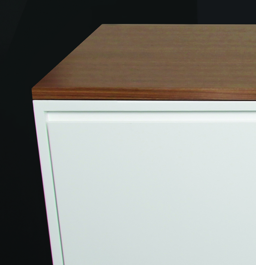 Walnut / Oak Veneer