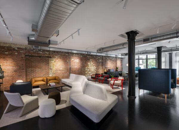 Step inside: explore the NaughtOne showroom online